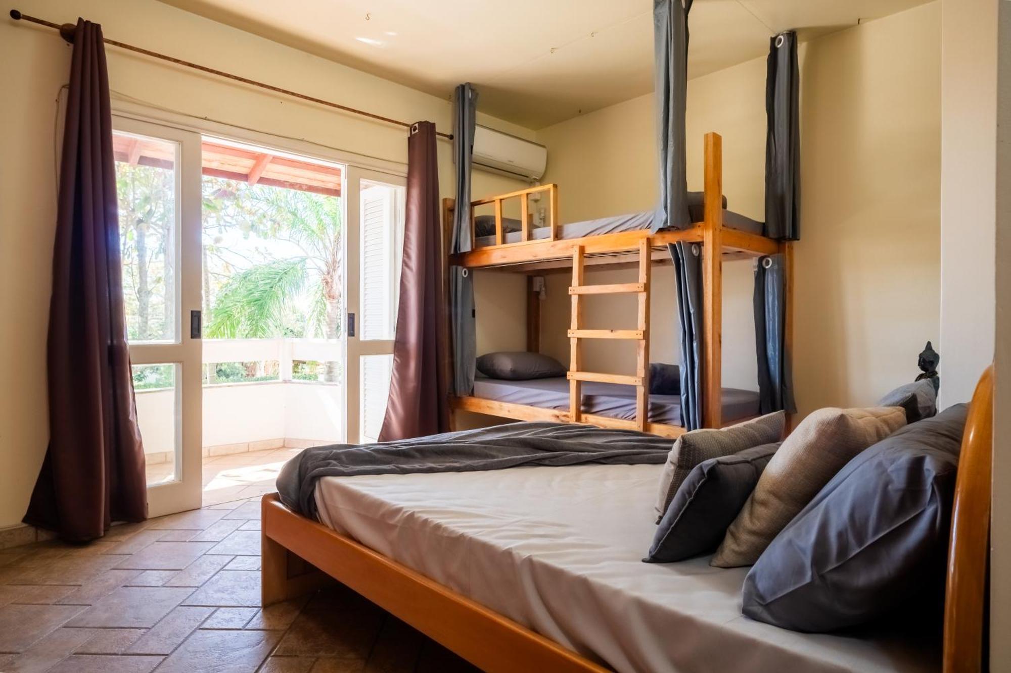 Take It Easy Hostel Florianopolis Bagian luar foto